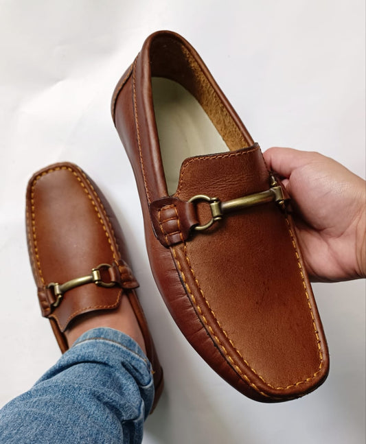 Gray helmet for bikers